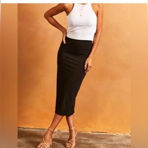 “A loves a” Black knit ribbed pencil midi straight classic skirt